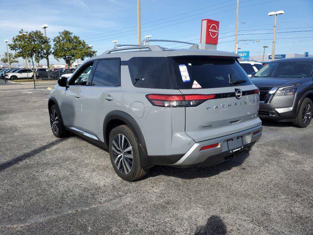 new 2025 Nissan Pathfinder car, priced at $53,030