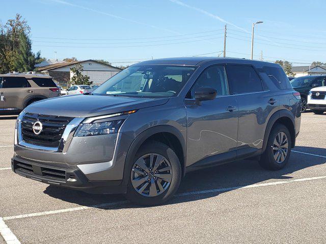 new 2025 Nissan Pathfinder car, priced at $39,010