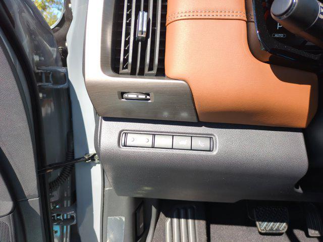 new 2025 Nissan Pathfinder car, priced at $55,840