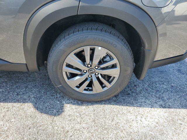 new 2025 Nissan Pathfinder car, priced at $41,880