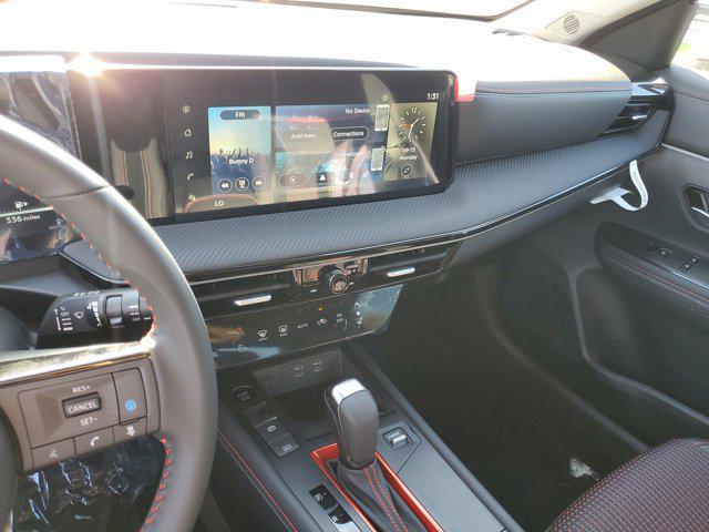 new 2025 Nissan Kicks car, priced at $28,450