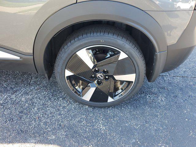 new 2025 Nissan Kicks car, priced at $28,450