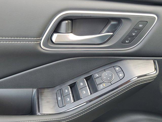 new 2025 Nissan Rogue car, priced at $45,550