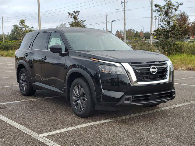 new 2025 Nissan Pathfinder car, priced at $39,010