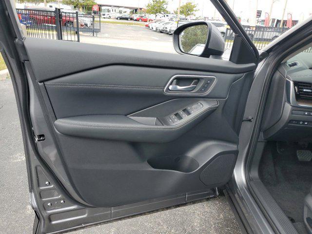 new 2025 Nissan Rogue car, priced at $45,980