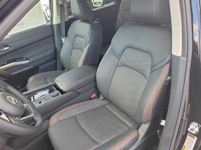 new 2025 Nissan Pathfinder car, priced at $53,995