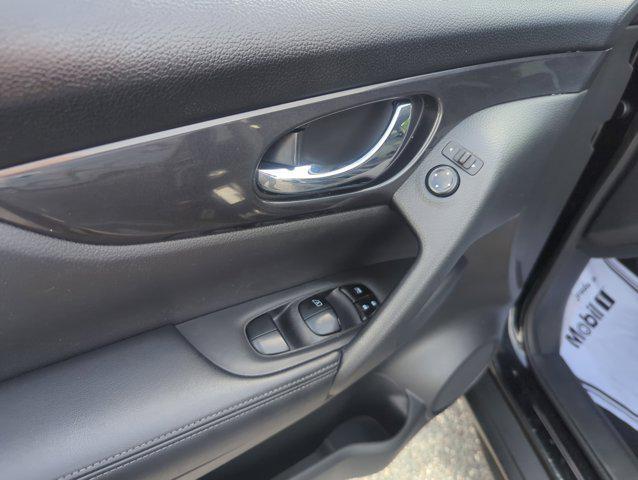 used 2019 Nissan Rogue car, priced at $11,499