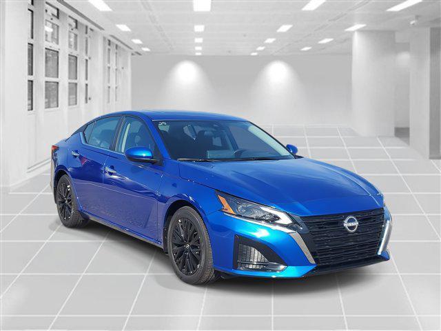 new 2025 Nissan Altima car, priced at $30,995