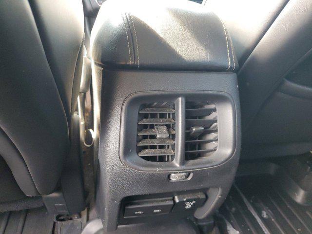 used 2019 Jeep Cherokee car