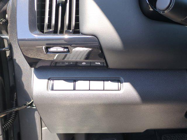 new 2025 Nissan Pathfinder car, priced at $42,445