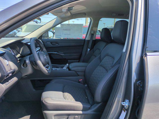 new 2025 Nissan Pathfinder car, priced at $42,445