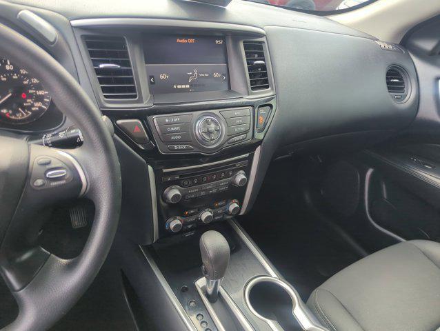 used 2020 Nissan Pathfinder car, priced at $12,999