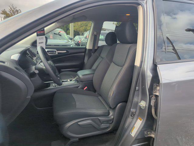 used 2020 Nissan Pathfinder car, priced at $12,999