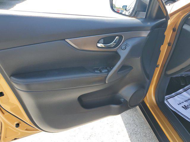 used 2014 Nissan Rogue car, priced at $12,991