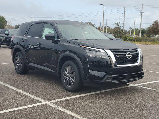 new 2025 Nissan Pathfinder car, priced at $39,010