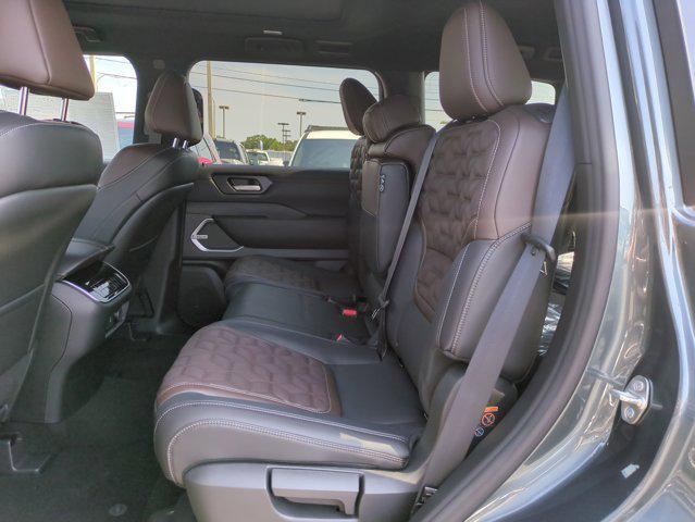 new 2025 Nissan Armada car, priced at $78,560