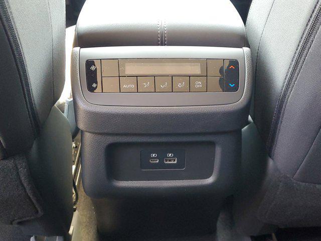 new 2025 Nissan Pathfinder car, priced at $42,225
