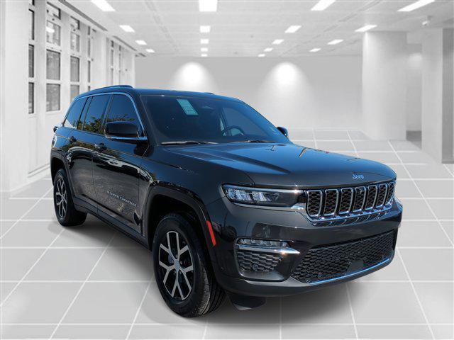 used 2024 Jeep Grand Cherokee car, priced at $38,433