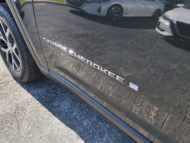 used 2024 Jeep Grand Cherokee car, priced at $38,433