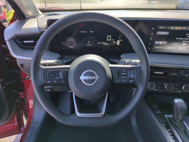 new 2025 Nissan Kicks car, priced at $28,320