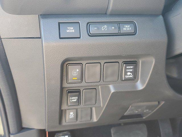 new 2025 Nissan Frontier car, priced at $40,470