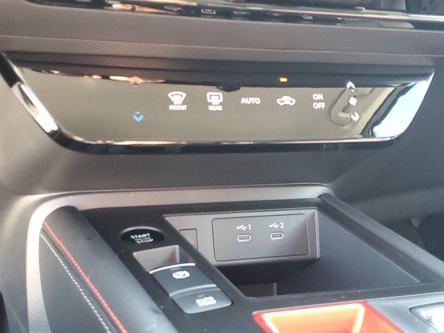 new 2025 Nissan Kicks car, priced at $29,010