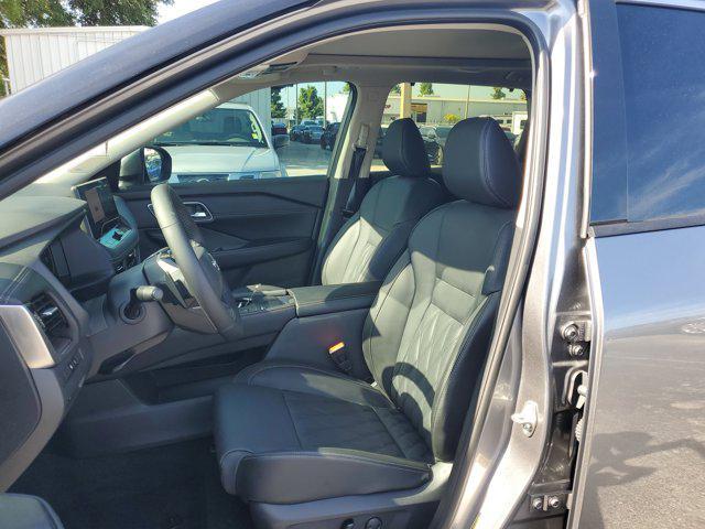 used 2025 Nissan Rogue car, priced at $35,991
