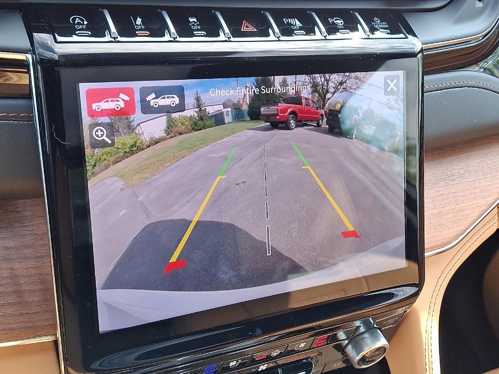 new 2025 Jeep Grand Cherokee car, priced at $67,060