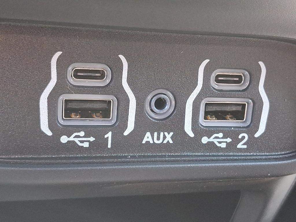 new 2025 Chrysler Pacifica car, priced at $43,970