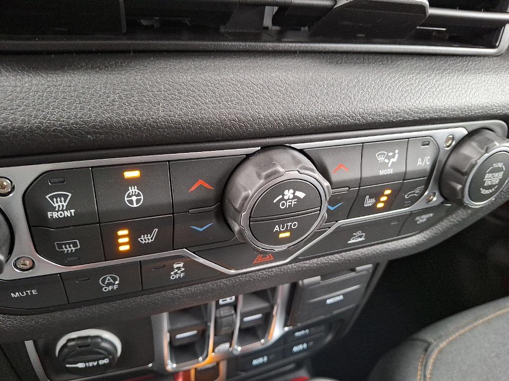 new 2026 Jeep Wrangler car, priced at $57,425