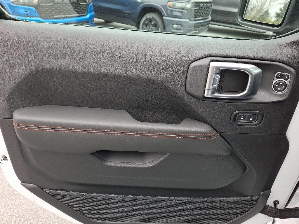 new 2026 Jeep Gladiator car, priced at $64,945