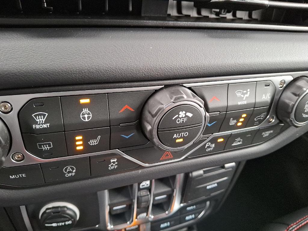 new 2026 Jeep Gladiator car, priced at $64,945