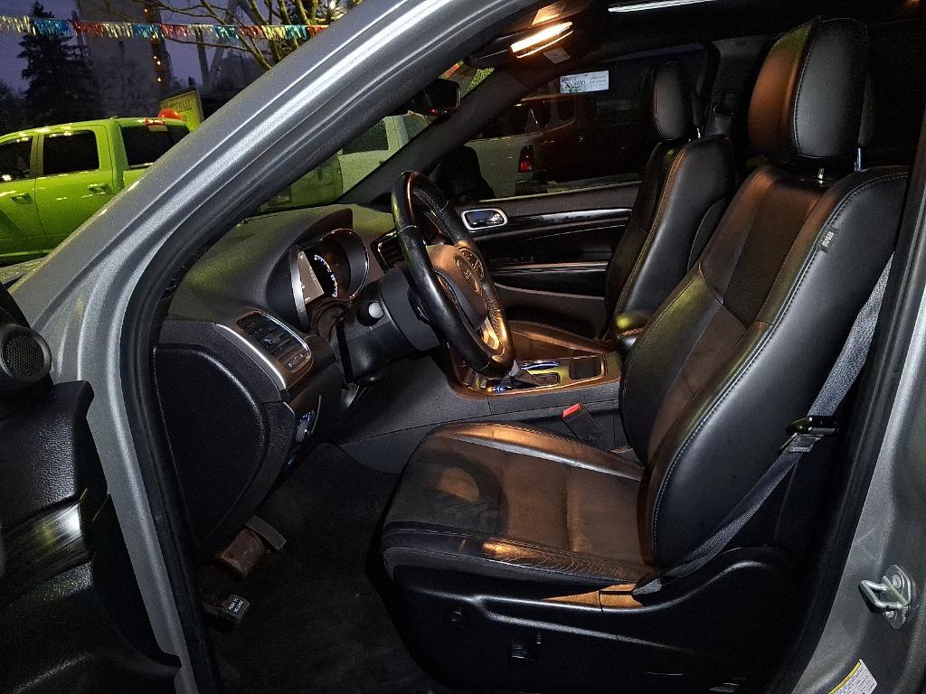 used 2020 Jeep Grand Cherokee car, priced at $25,424