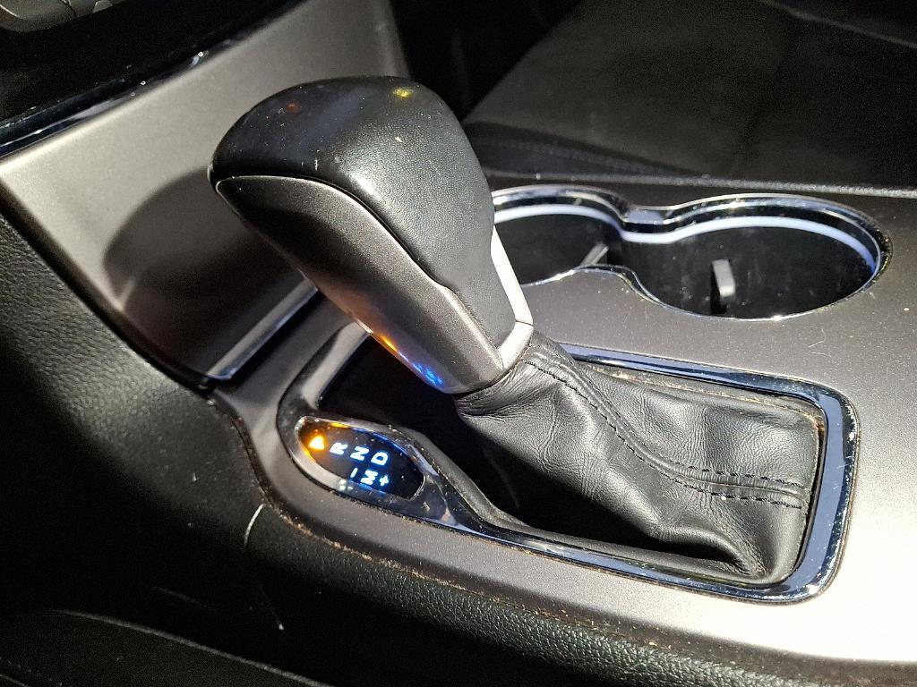 used 2020 Jeep Grand Cherokee car, priced at $25,424