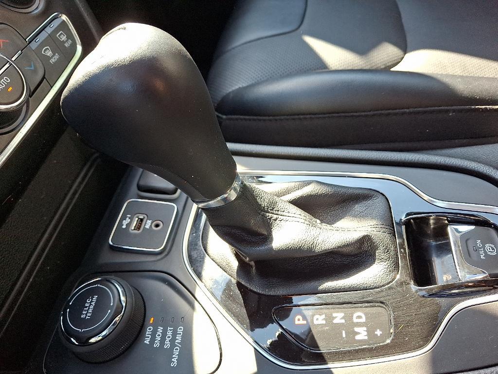 used 2022 Jeep Cherokee car, priced at $28,999