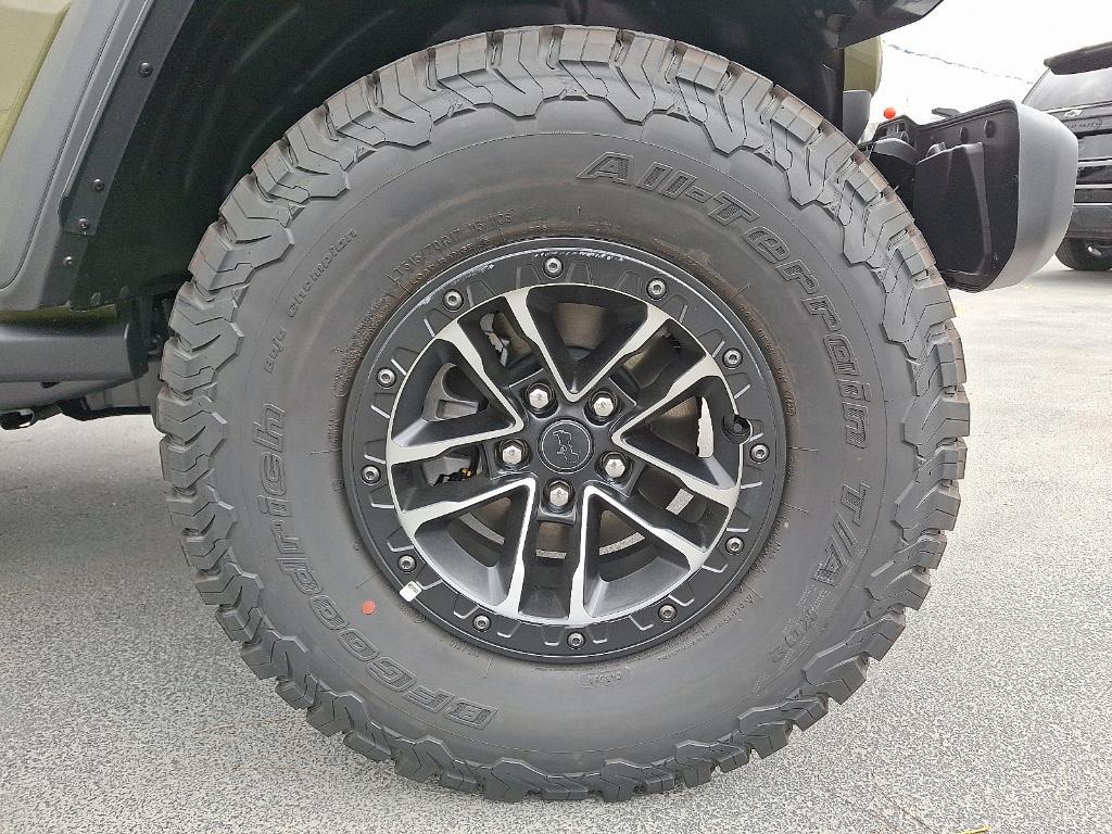 new 2025 Jeep Wrangler car, priced at $59,360