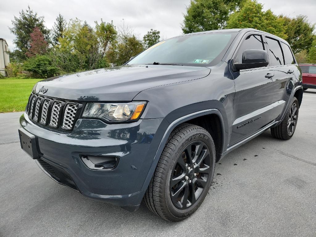 used 2017 Jeep Grand Cherokee car, priced at $29,999