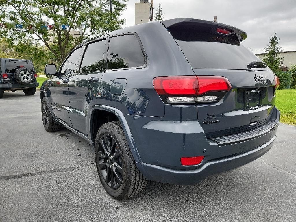 used 2017 Jeep Grand Cherokee car, priced at $29,999
