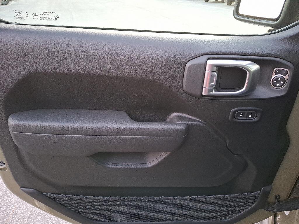 new 2026 Jeep Wrangler car, priced at $52,220