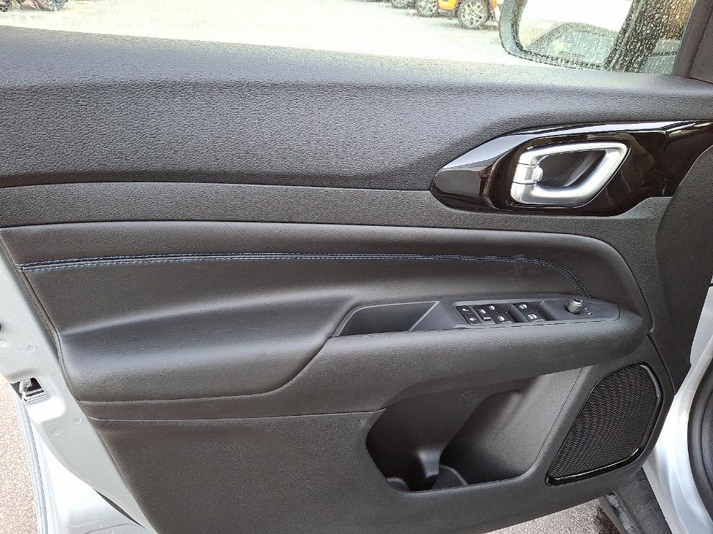 new 2026 Jeep Compass car, priced at $37,690