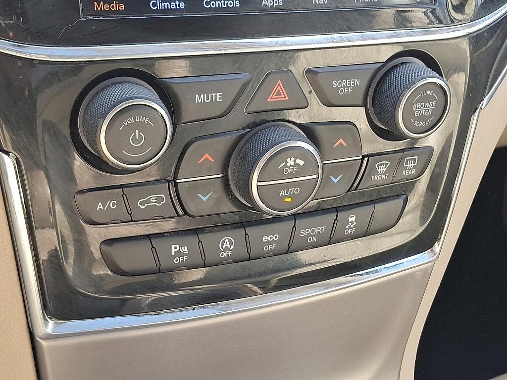 used 2020 Jeep Grand Cherokee car, priced at $23,282