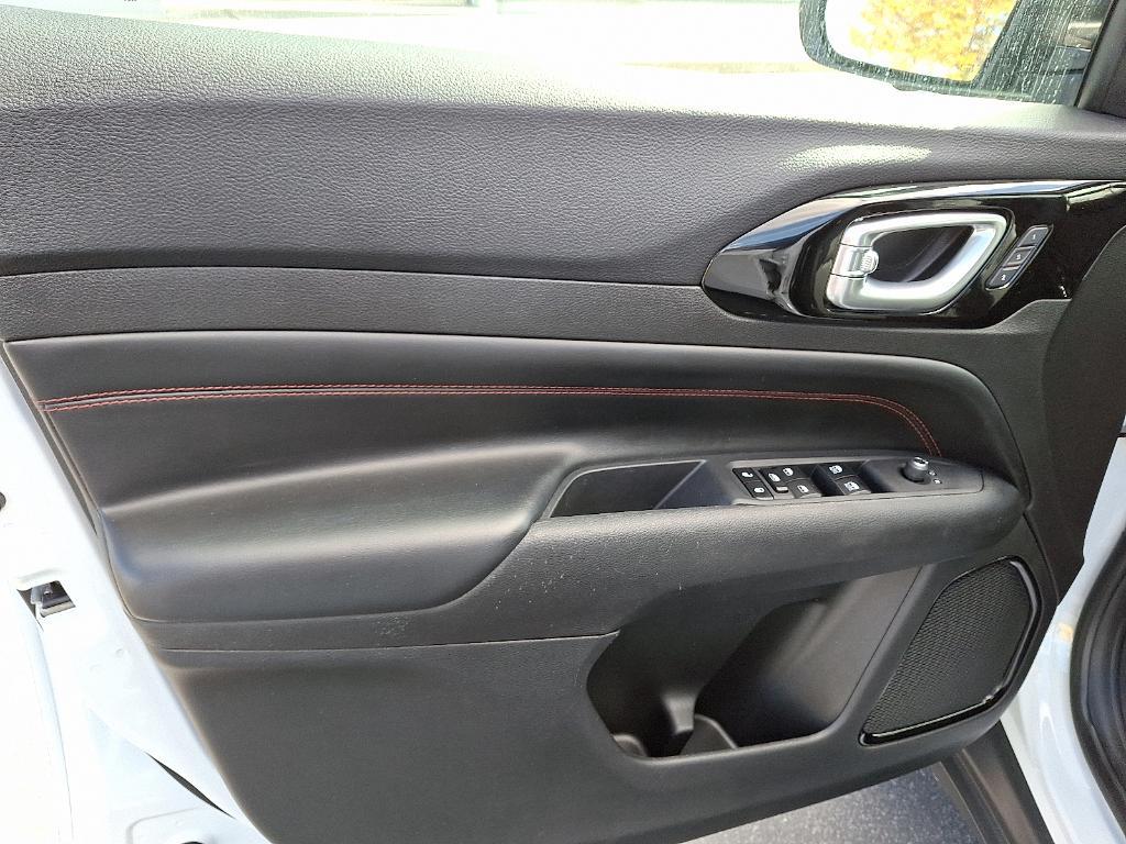 used 2023 Jeep Compass car, priced at $28,459