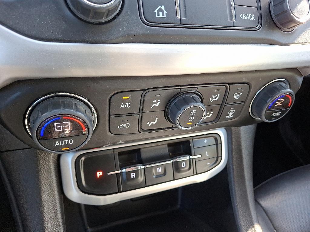 used 2023 GMC Acadia car, priced at $30,594