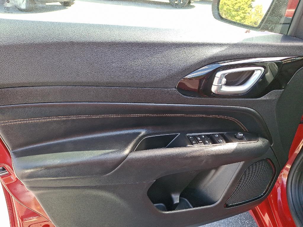 used 2022 Jeep Compass car, priced at $25,282