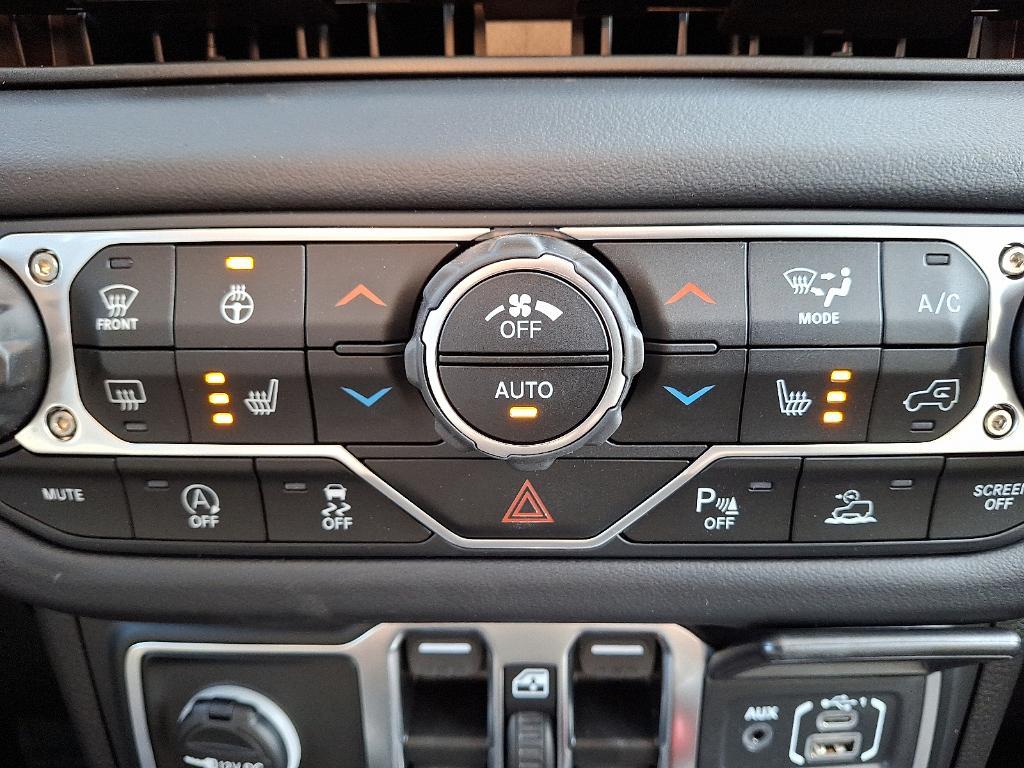 new 2025 Jeep Wrangler car, priced at $54,208