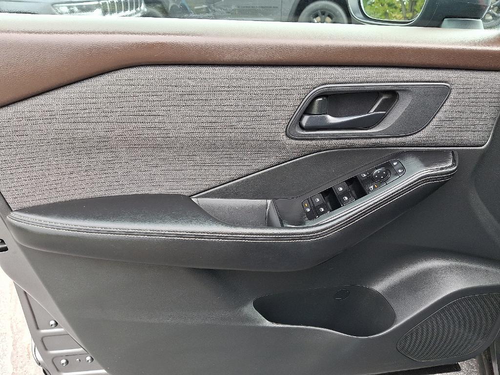 used 2021 Nissan Rogue car, priced at $19,799