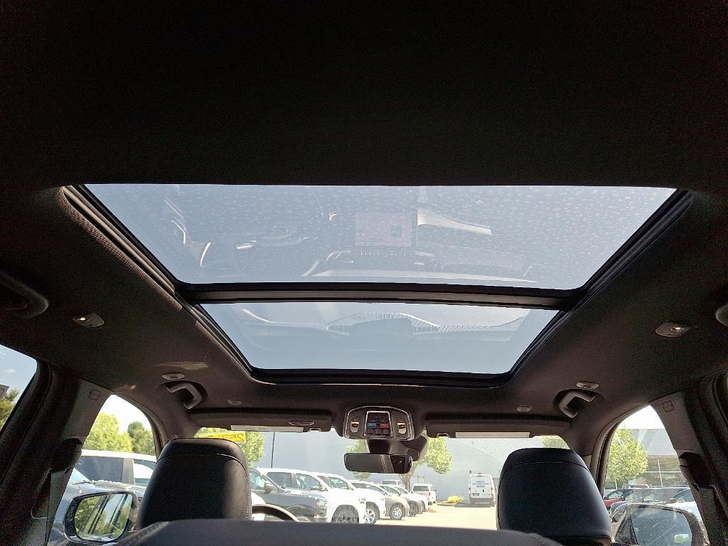 new 2025 Jeep Grand Cherokee car, priced at $52,735