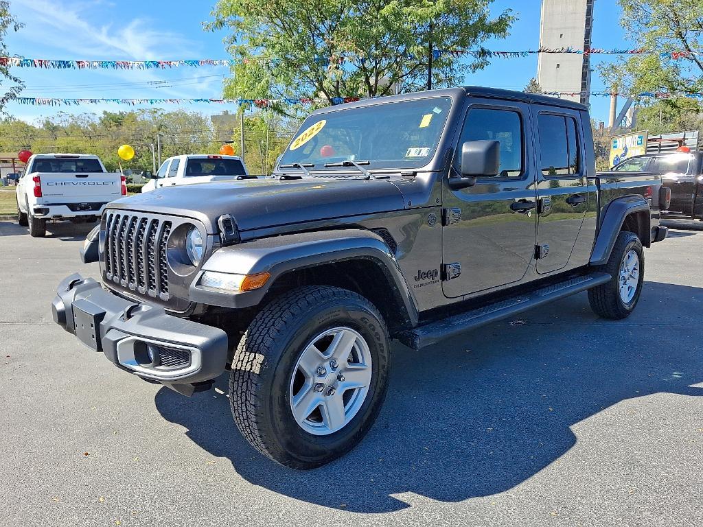 used 2022 Jeep Gladiator car, priced at $34,694