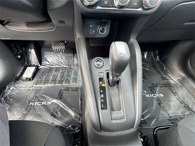 new 2025 Nissan Kicks Play car, priced at $21,647