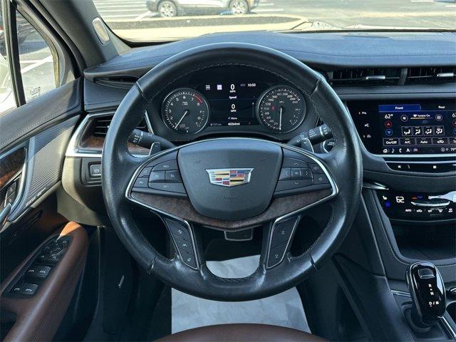used 2021 Cadillac XT5 car, priced at $32,964